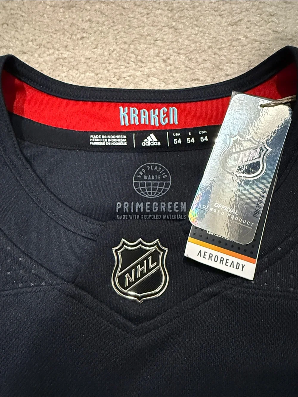 ****NWT Official adidas Seattle Kraken Home Jersey****
